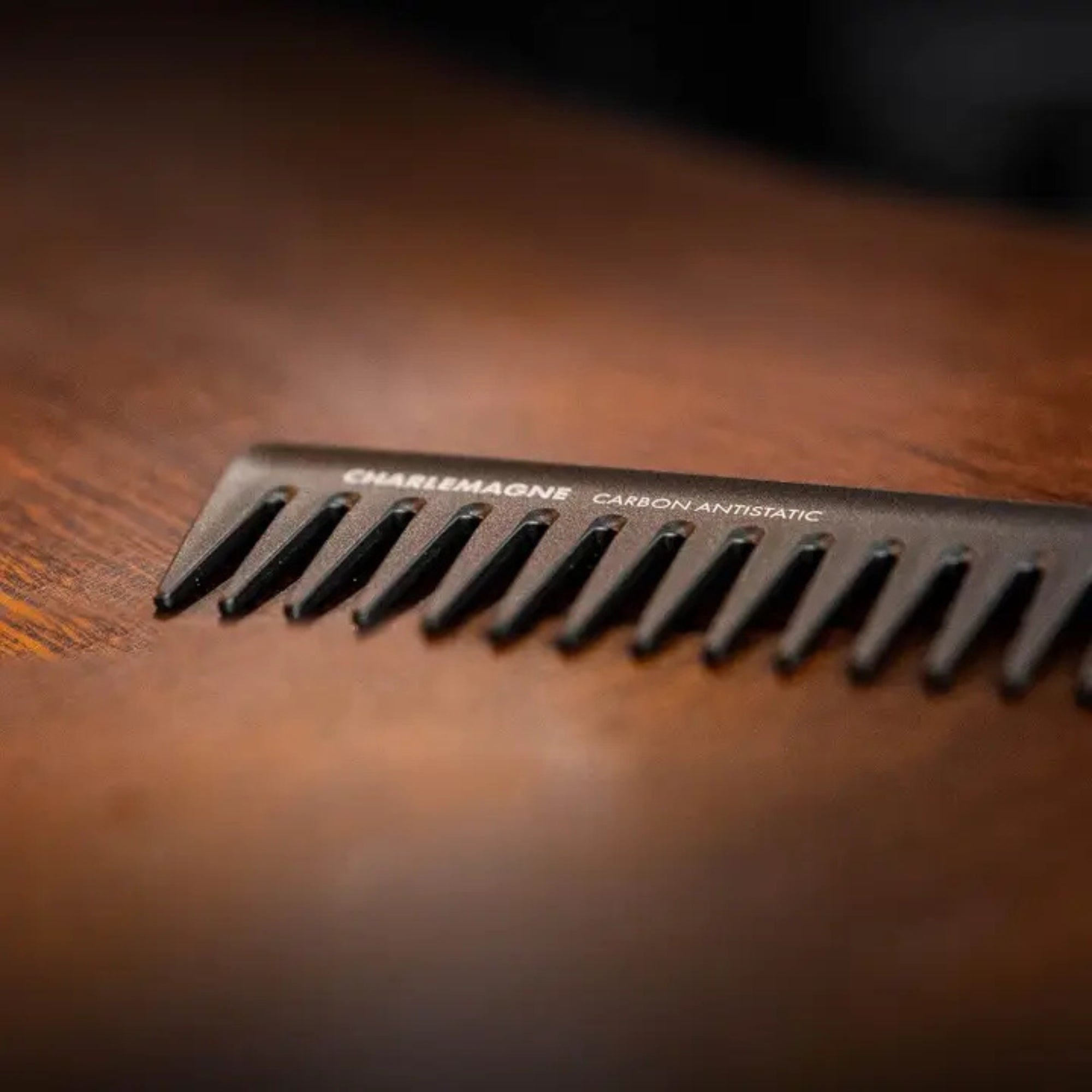 Charlemagne Carbon Wide-Tooth Comb for Men – Heat-Resistant Carbon Fiber Hair Comb